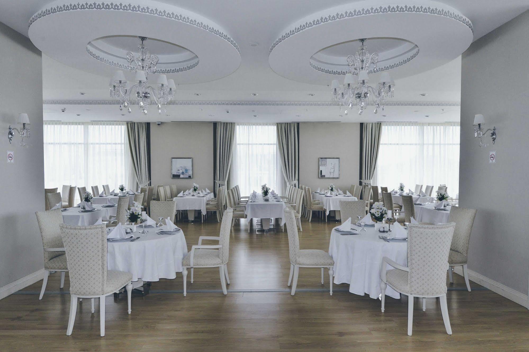 Gabala Garden Hotel Экстерьер фото